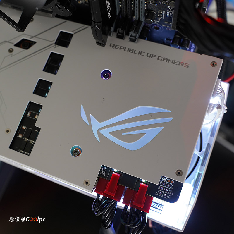 開箱】雪姬國度、贏光遊戲！華碩ROG STRIX RTX2080ti White 限量雪白